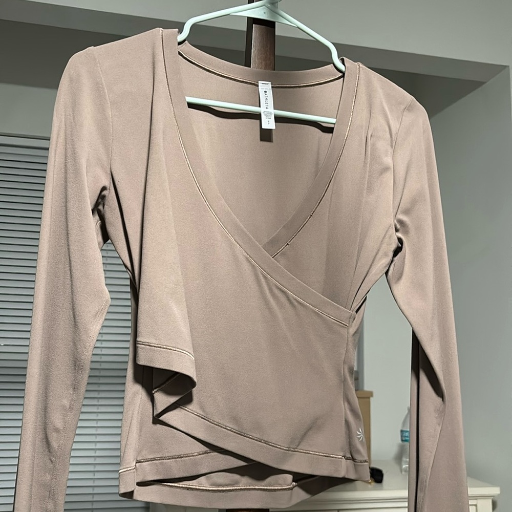 Athlete long sleeve wrap top